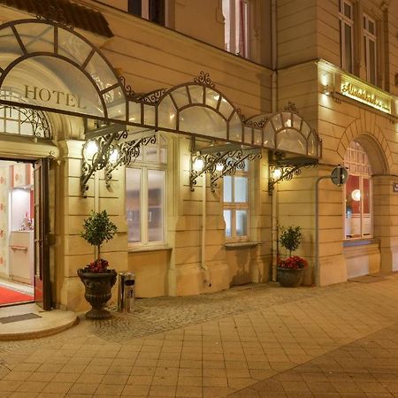 Altstadthotel Am Theater Котбус Экстерьер фото