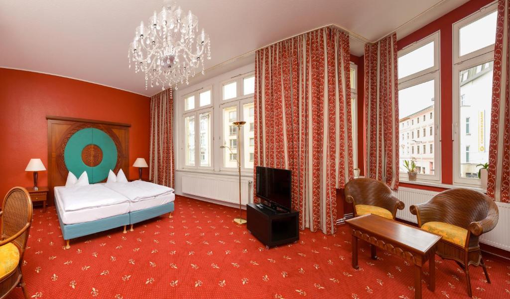 Altstadthotel Am Theater Котбус Номер фото